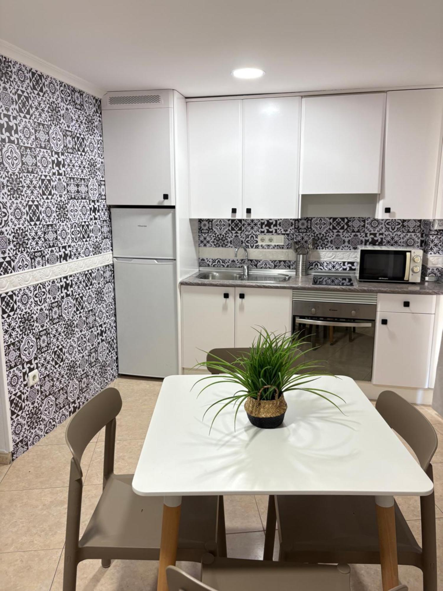 Apartamentos Carmela Benidorm Exterior foto